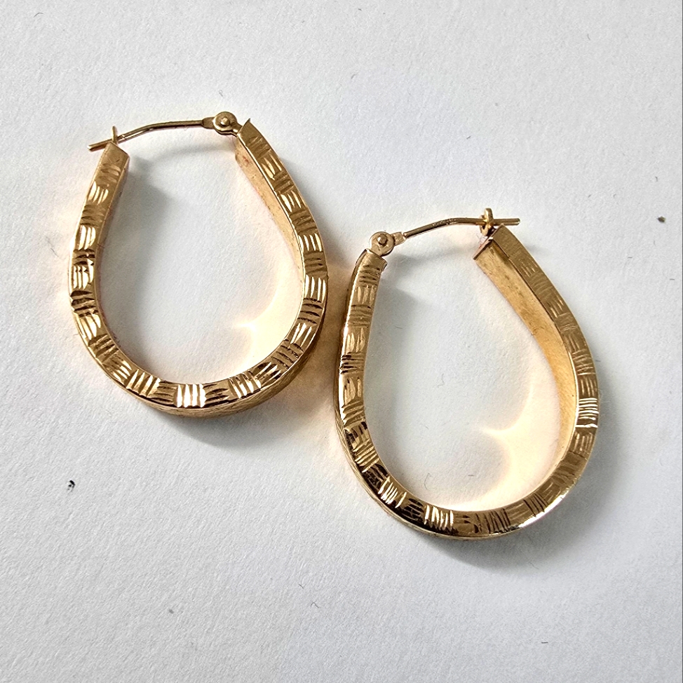 10k Yellow Gold Textured Teardrop Hoop Earrings